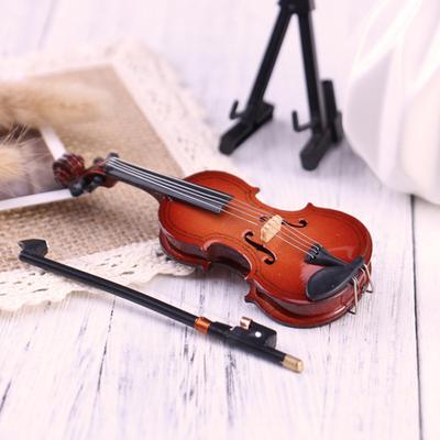 Скрипичный орнамент Реалистичные детали Нежная на ощупь модель скрипки с основанием футляра для скрипки и фортепиано Музыкальное искусство Универсальный декор