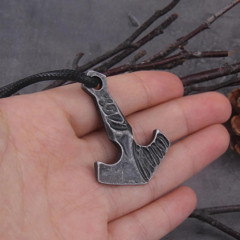 1pcs Thor's Hammer Mjolnir Pendant Necklace Viking Scandinavian Norse Viking Necklace with Cotton Chain