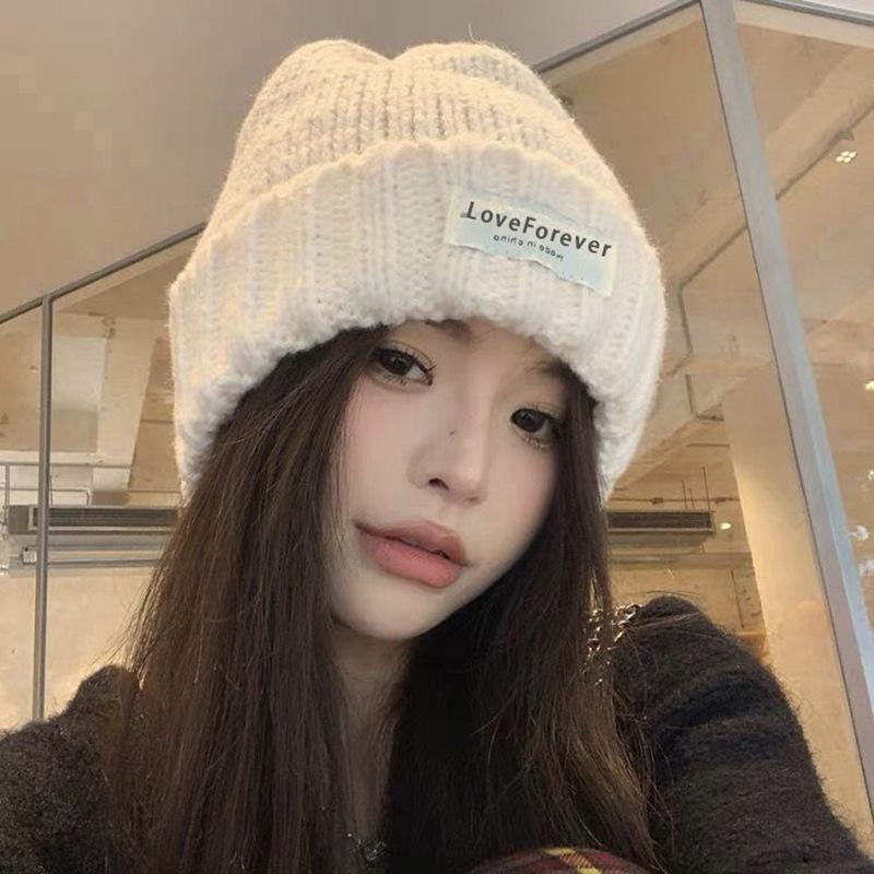 Корейский стиль Бренд Буквенная нашивка Шерстяная шапка для женщин Осень и Зима Японская Универсальная Теплая Вязаная шапка Пара Студент Шапка-пуловер