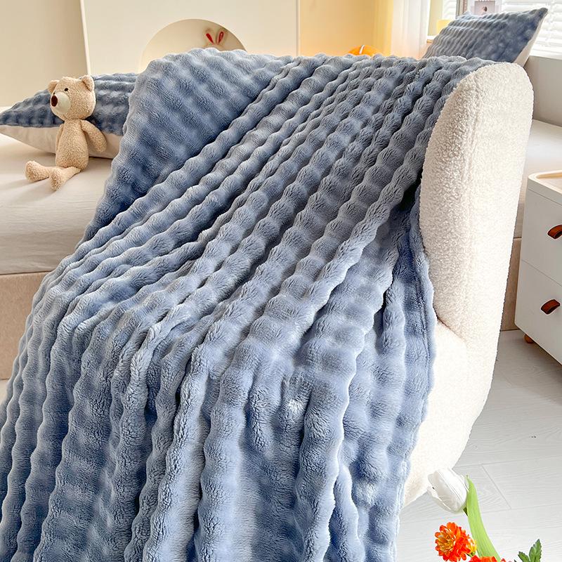 «Плед из искусственного кролика — офисный сон, летний кондиционер, всесезонный диван и постельное белье»