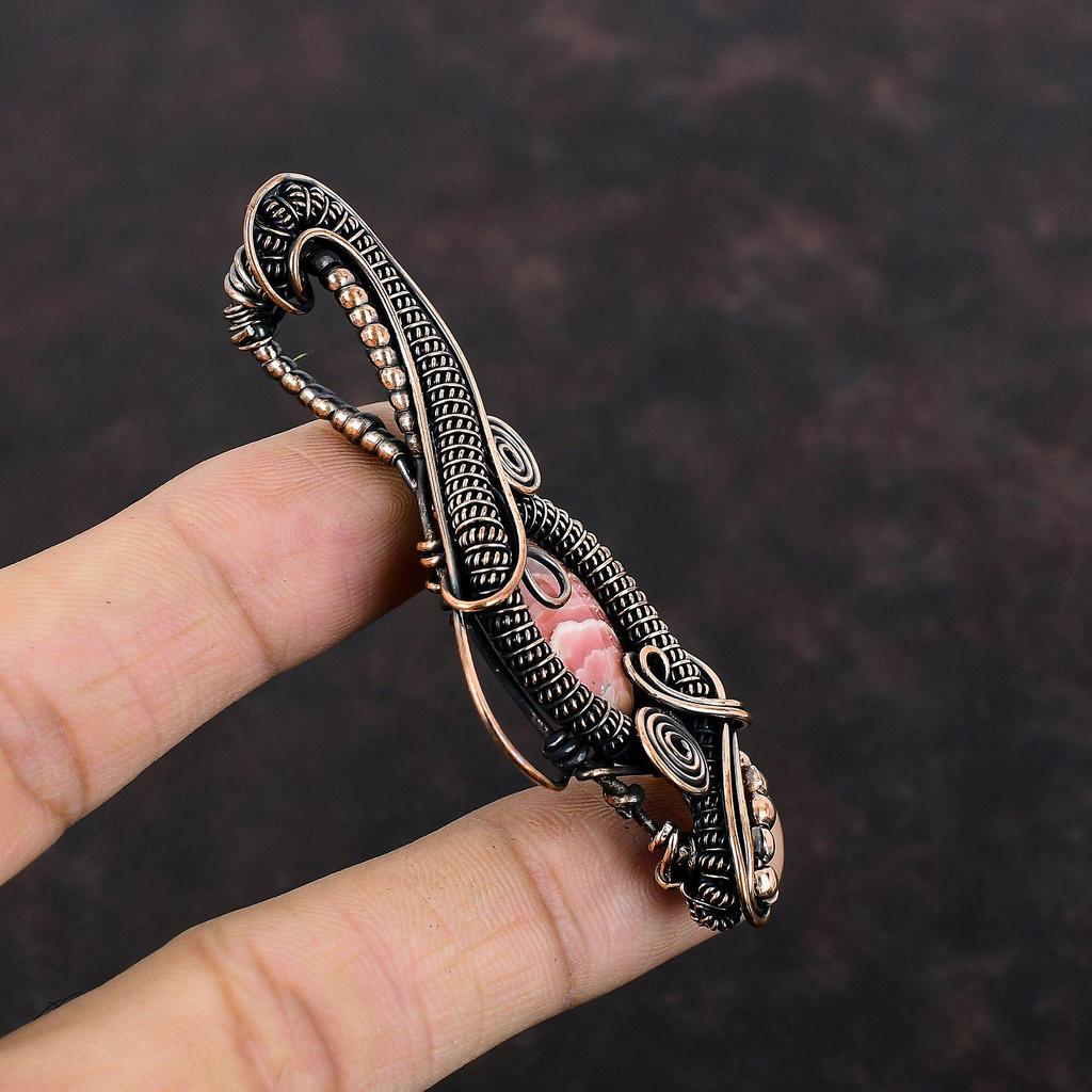 Родохрозитовый кулон, обернутый медной проволокой, изящный кулон, родохрозит, ювелирное изделие, драгоценный камень, кулон, сделанный вручную из меди, свадебный подарок