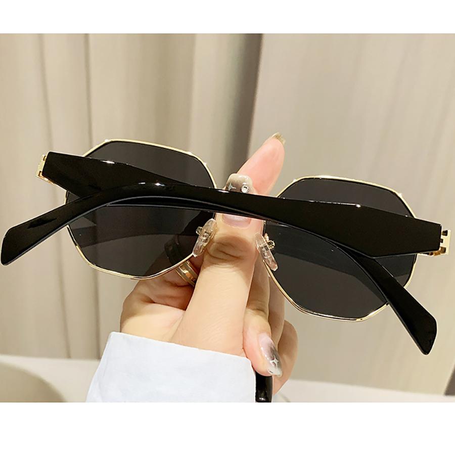 Золотые многоугольные металлические солнцезащитные очки с коричневыми неполяризованными линзами