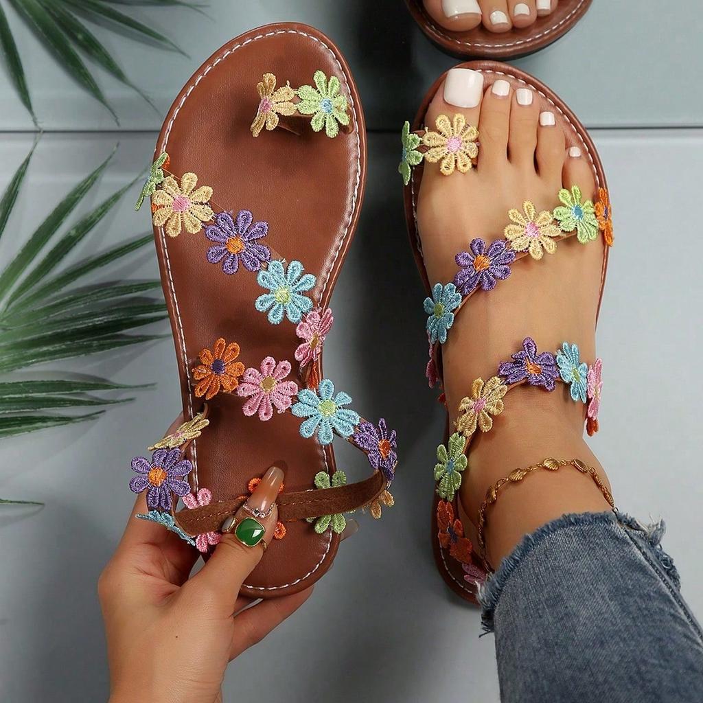 Fashion Summer Women Sandals Outdoor Open Toe Shoes Women Bohemian Lightweight Sandals Flower Flat Sandals Plus Size Holiday Beach Shoes