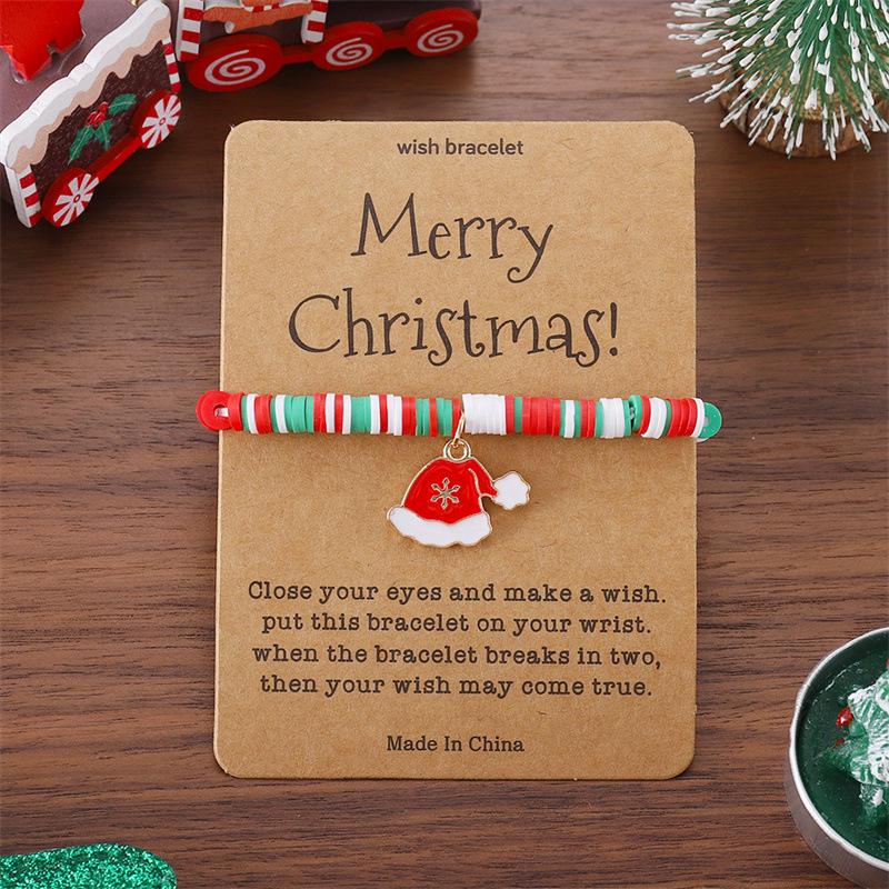 Рождественский браслет из бусин с глиняным кулоном Санта-Клауса