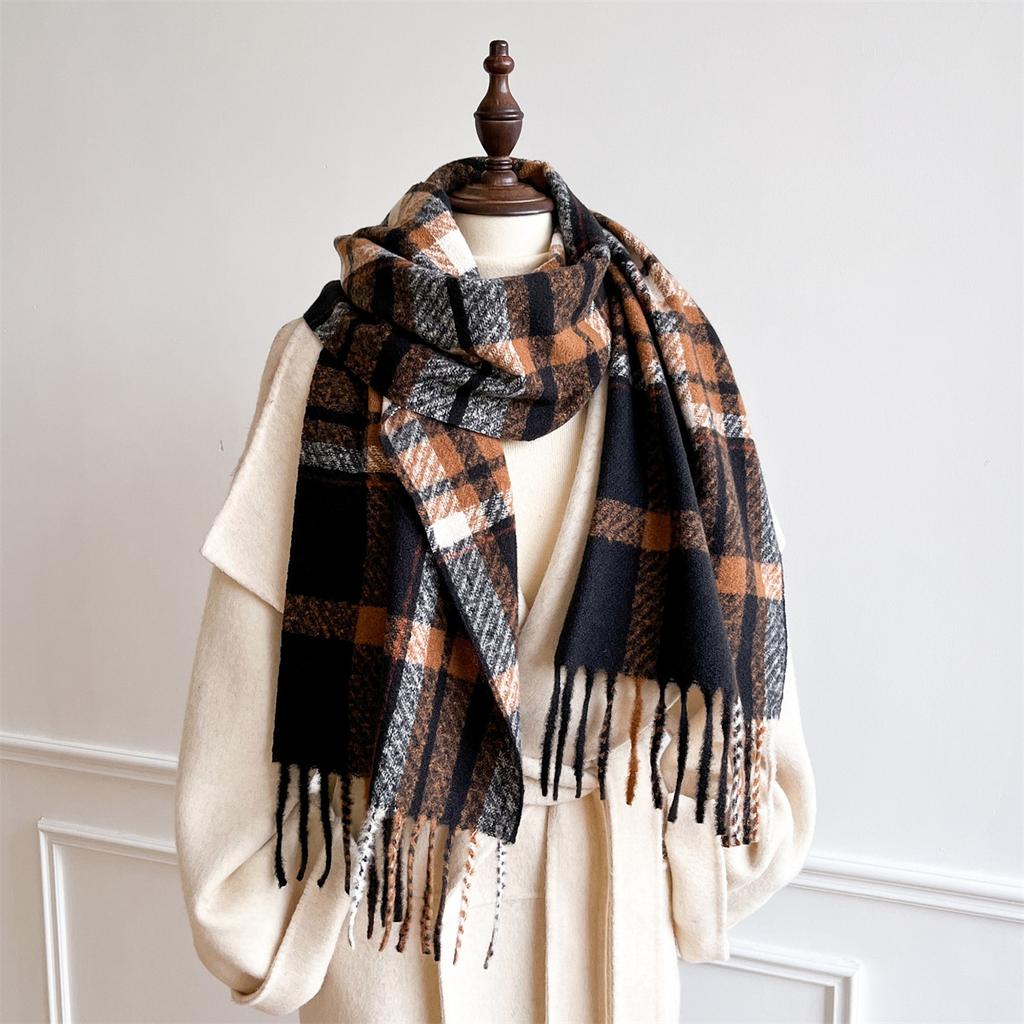 White Plaid Polyester Fringed Scarf Female Autumn And Winter Couple Warm Versatile Skin-Friendly Atmosphere Scarf