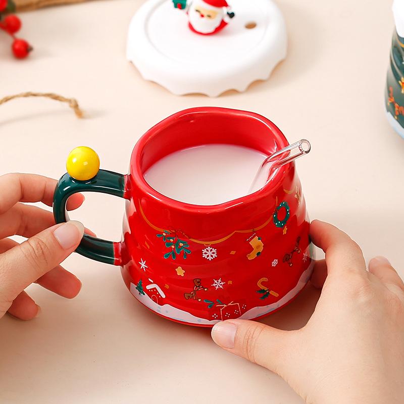 High-Value Christmas Cute Couple Water Cup With Lid, High-End Gift Box, Creative Souvenir Ceramic Cup