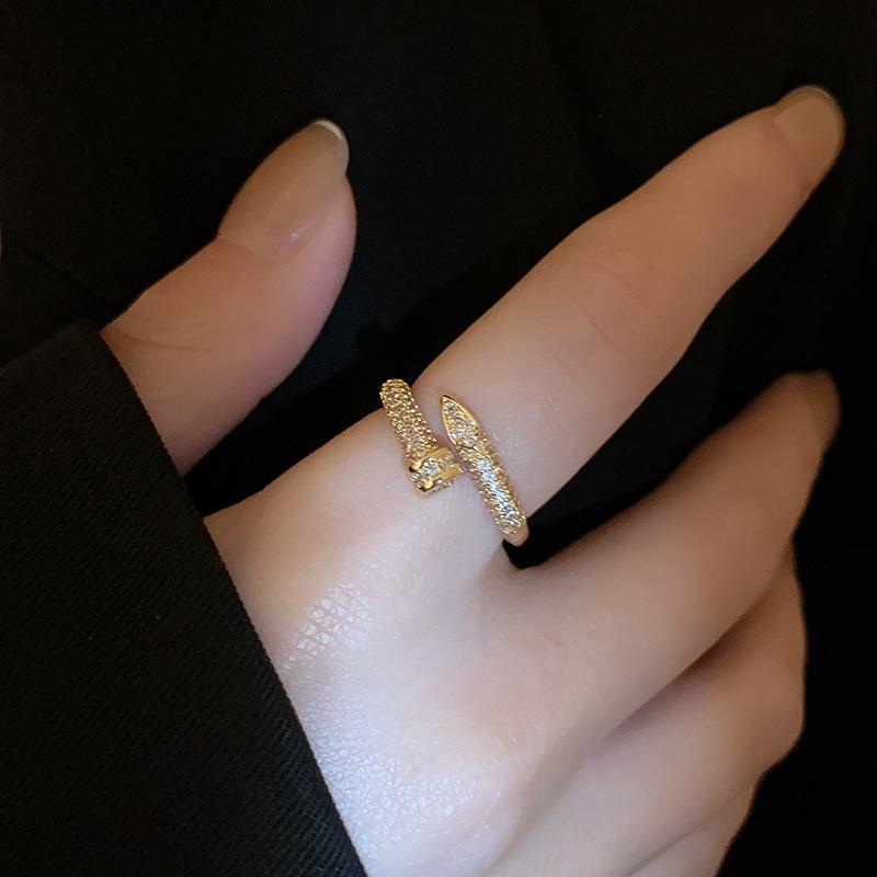 Luxury Zircon Sparkling Diamond Spirit Serpentine Ring Silver Open Ring High Quality Texture Simple and Versatile Trendy Cool Handmade for Women