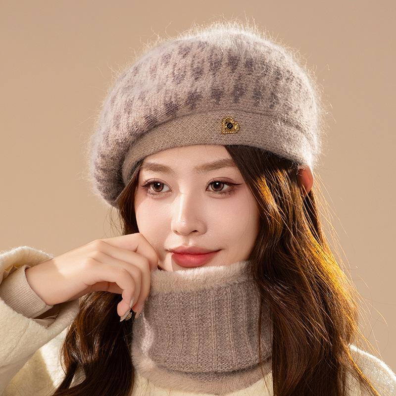 Women's Knitted Beret Cap Polyester Fiber, Hand Washable, Elastic, Woven, Featherless, Warm Winter Beanie Hat