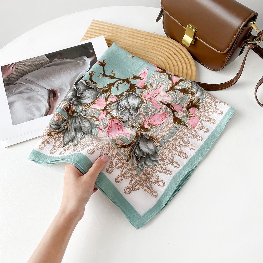 Ethnic style square scarf Spring and Autumn double-sided printed silk scarf 61cm scarf shawl outer decorative headscarf square scarf women