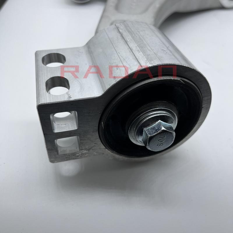 Нижний рычаг подвески Для Geely Emgrand GT GC9 4017015900