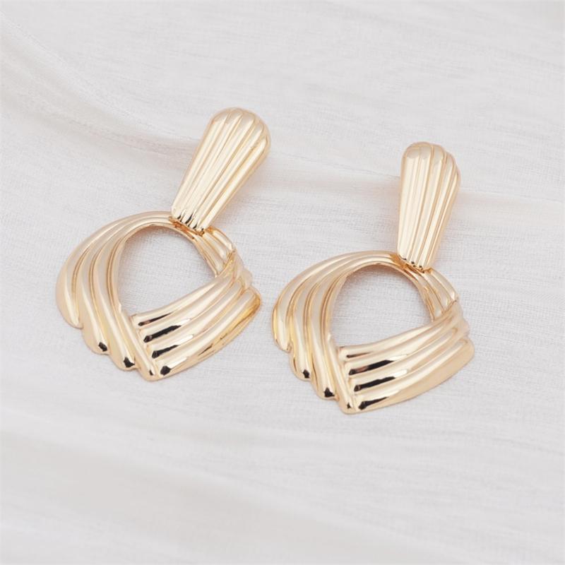 Преувеличенные геометрические неправильные серьги-подвески из гладкого металла с завитком для женщин, темпераментные украшения