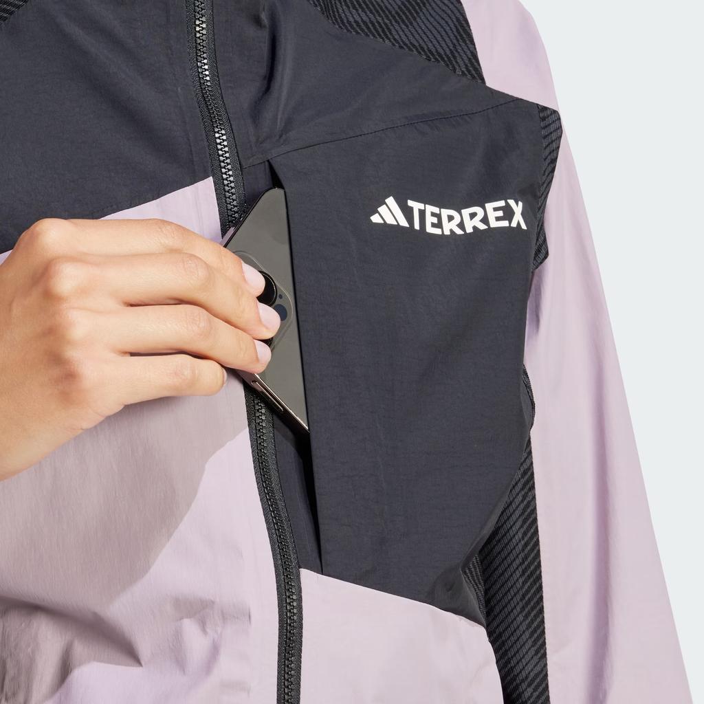 Adidas Цветные блоки Спортивная куртка с капюшоном для женщин Куртка-дождевик Серый Фиолетовый IP1495