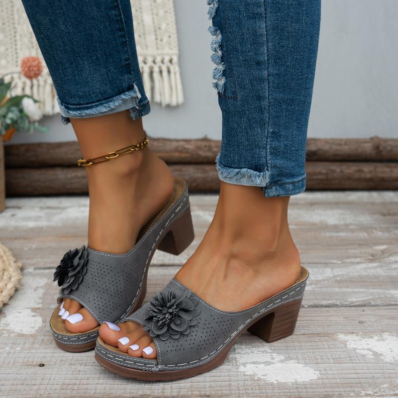 Модные винтажные сандалии-слайды с цветочной декорацией в богемном стиле, дышащим ремешком, на высоком каблуке, летние элегантные шлепанцы с мягкой подошвой