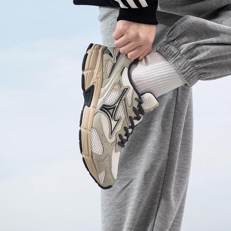 Mizuno D1GH2229-16 Сетчатые повседневные кроссовки для бега