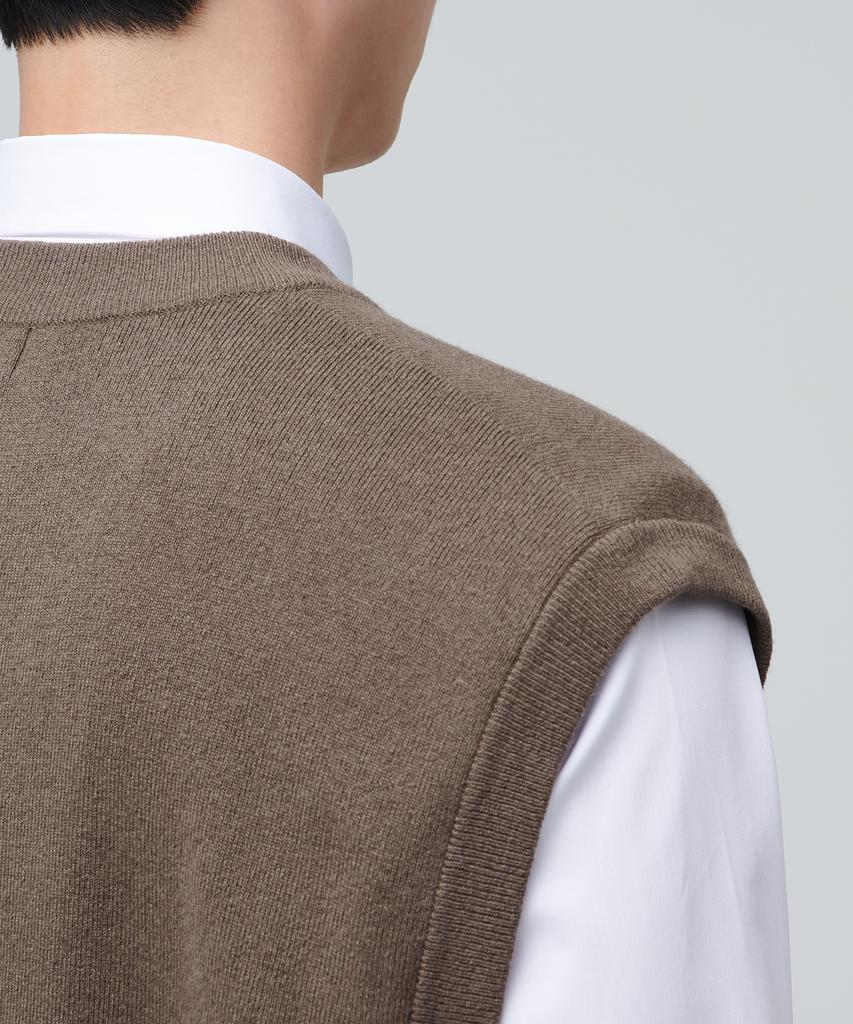 MUSINSA STANDARD Lambswool V-Neck Knit Vest [Mocha]