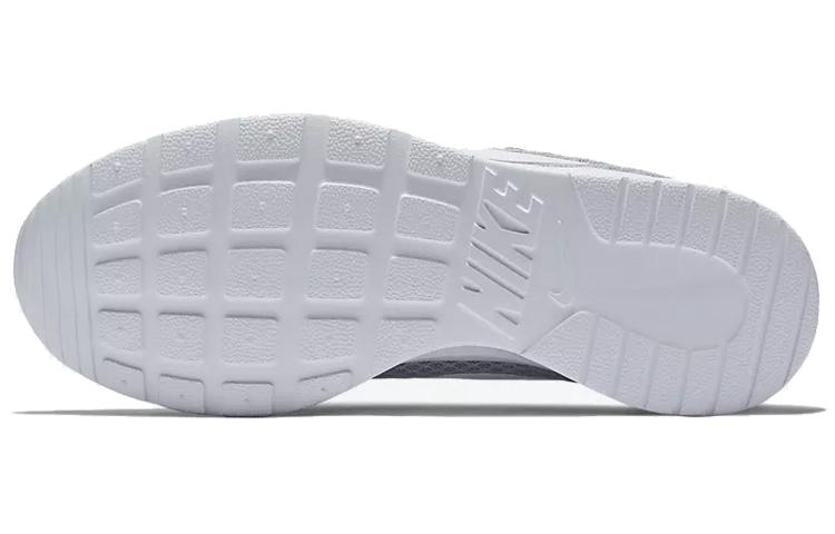 Nike Женские Tanjun Серый Волк 812655-010