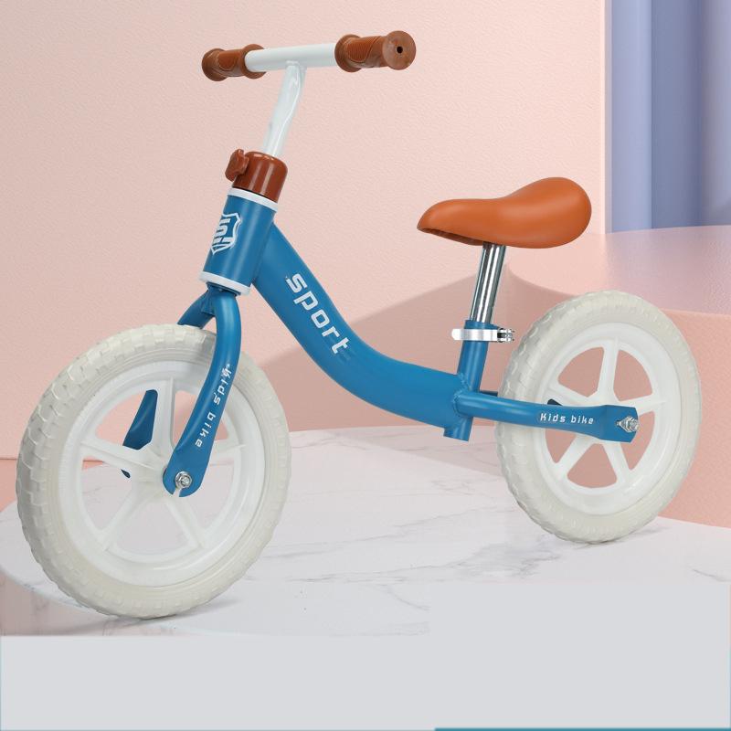 Беговел, легкий велосипед для малышей для мальчиков 2, 3, 4 и 5 лет, игрушки в подарок на день рождения для мальчиков и девочек 2–5 лет, регулируемый руль и сиденье