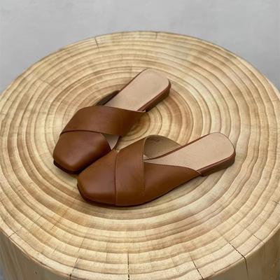 Модные тапочки из натуральной кожи с мягкой подошвой на плоской подошве 2024 года, летние новые ретро-шлепанцы однотонного цвета, универсальная женская обувь