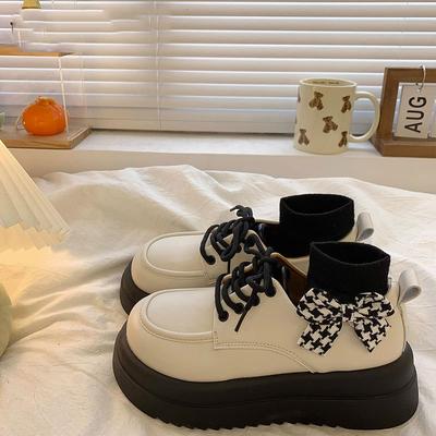 Кожаные маффины толстая подошва увеличивающие рост британский стиль маленькие кожаные туфли женские туфли-лодочки 2025 весна и лето новые ретро универсальные лоферы