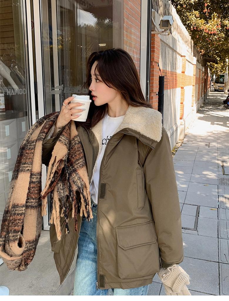 Большие лацканы Парки из утолщенной рабочей ткани с меховой подкладкой Женская куртка