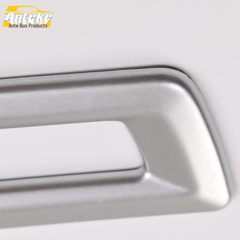 Декоративная рамка для кнопки задней двери и багажника X1