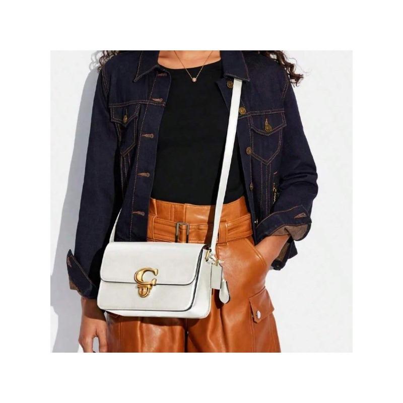 Coach Сумка Studio 25 с клапаном и логотипом C - Большая белая кожаная сумка через плечо, Женский стиль, Идеально подходит для отпуска, юбилеев и рождественских подарков. С6641