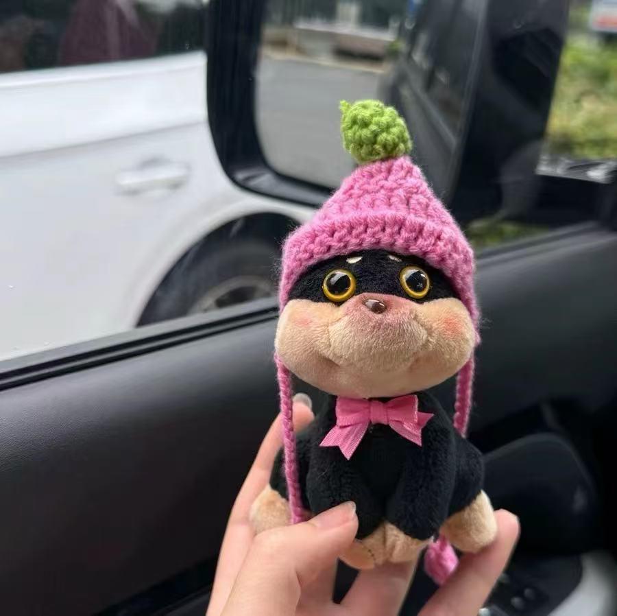 Bee Puppy Bag Charm: Cute Doll Keychain & Backpack Accessory for Women - Niche Gift