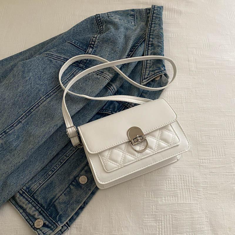 Маленькая сумка из ромбовидной вышивальной нити женская 2025 новая летняя в зарубежном стиле универсальная сумка-мессенджер на плечо маленькая квадратная сумка