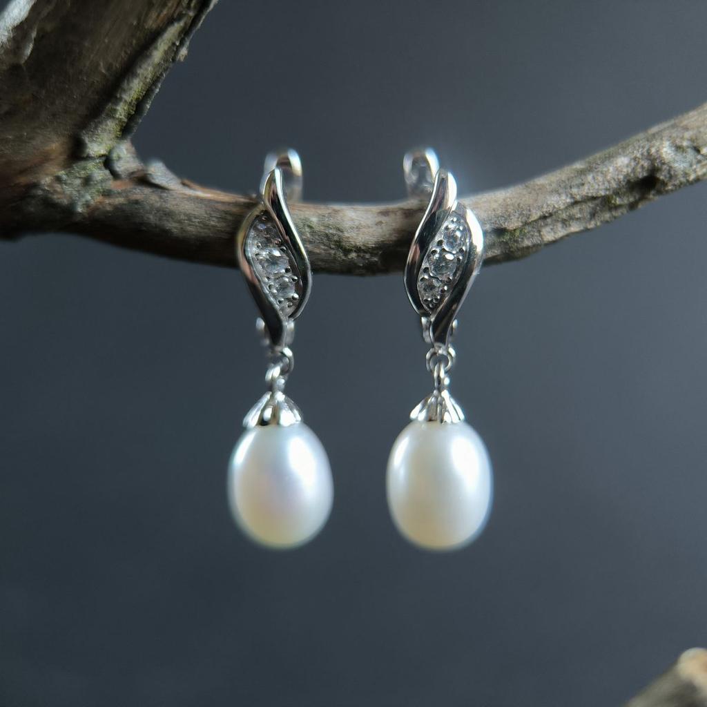Silver Earrings with Natural Pearls (2187349)