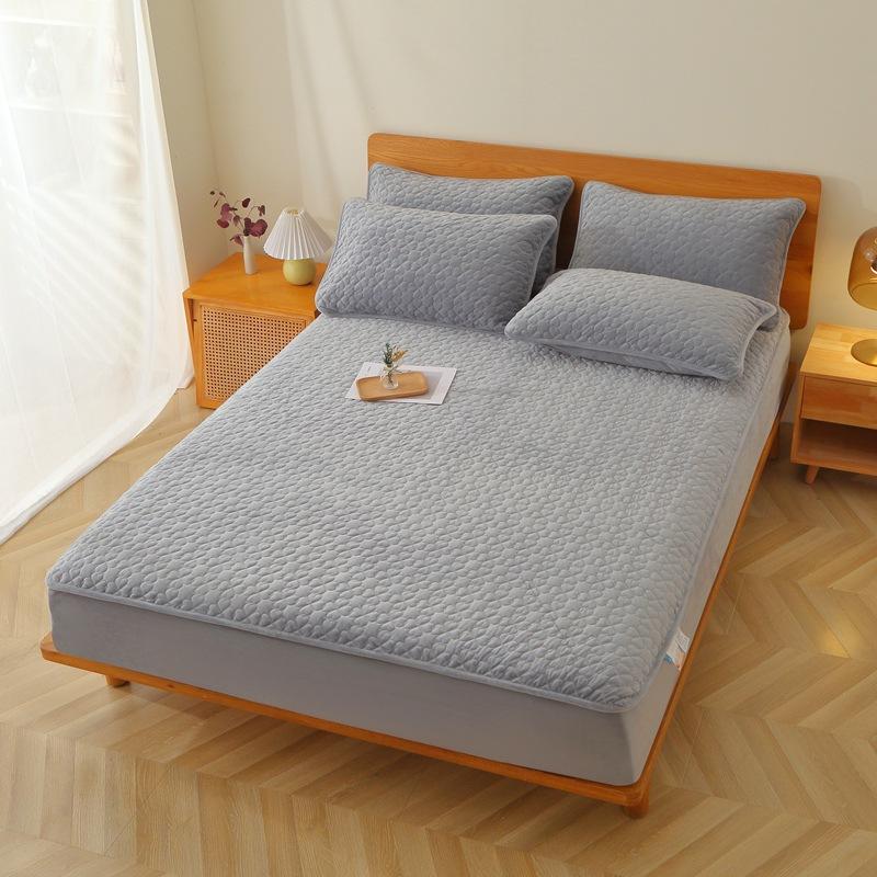 Spring Bedspread Milk Flannel Sheet 4-piece Thickened Bedding Mattress Cover Mattresses