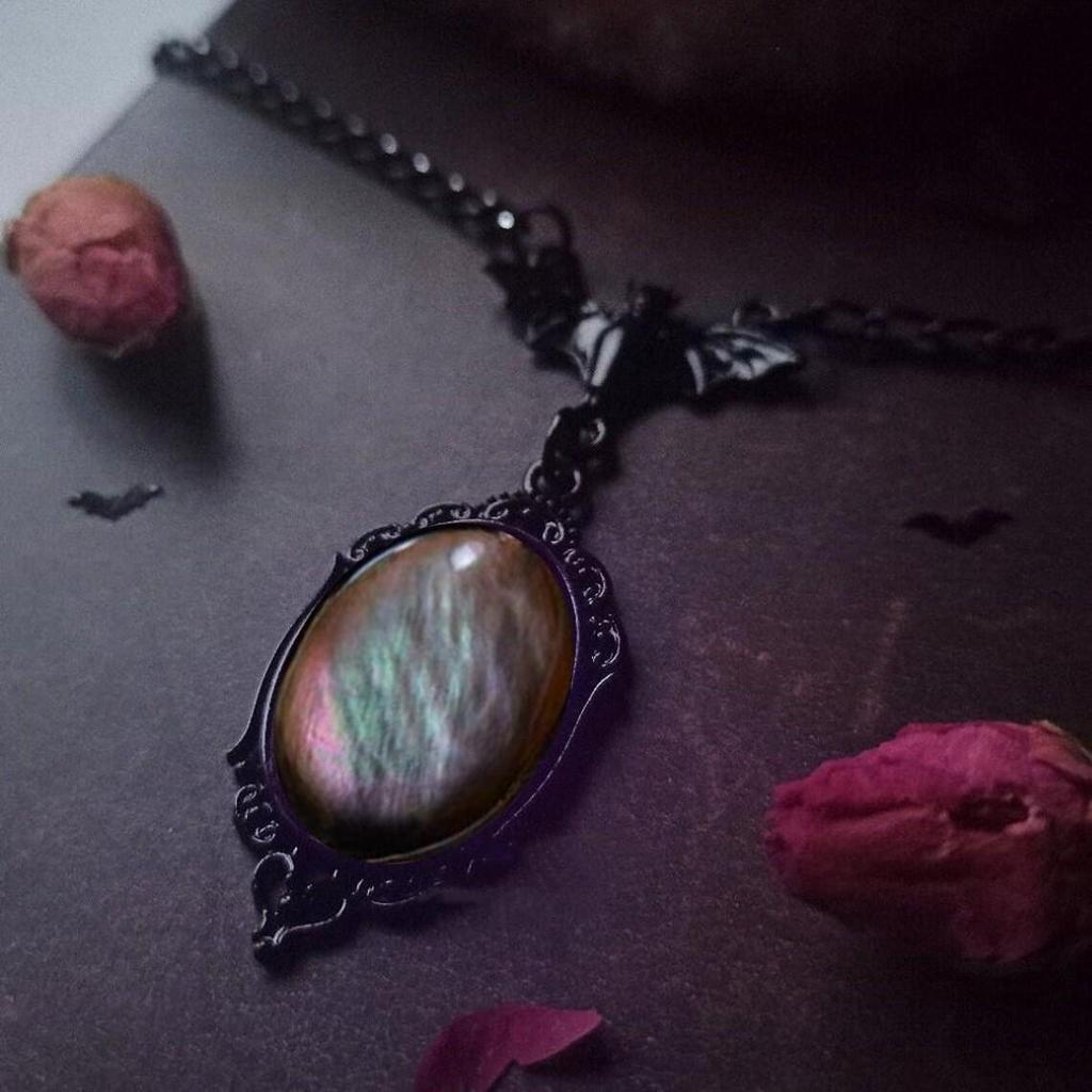 Викторианское готическое черное ожерелье-камея с летучей мышью, вампиром и ведьмой