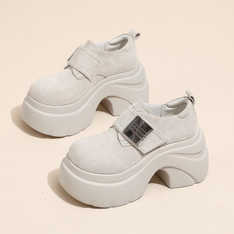 Маленькие туфли на платформе, увеличивающие рост, ретро универсальные лоферы женские 2025 осень новые европейский и американский стиль на липучке одинарные туфли