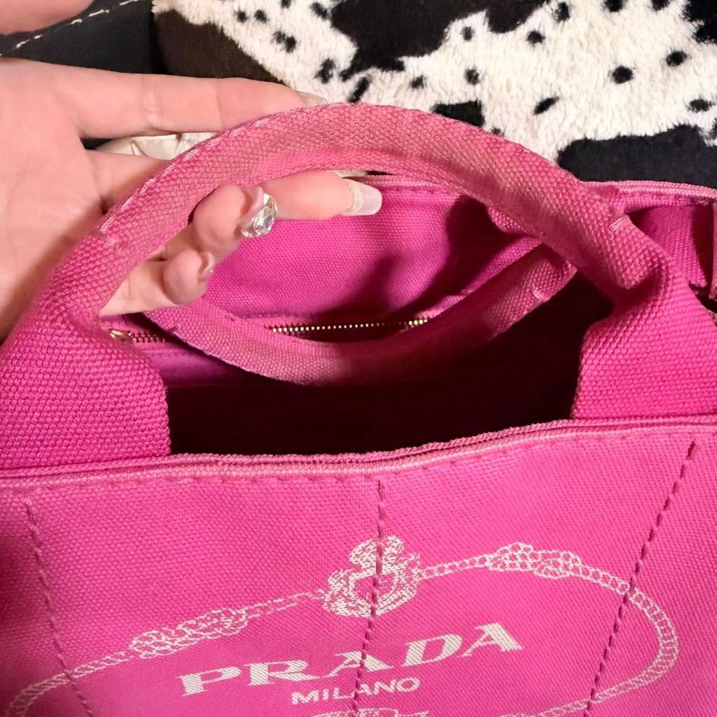 Б/у сумка-тоут PRADA Canapa Розовая MILANO