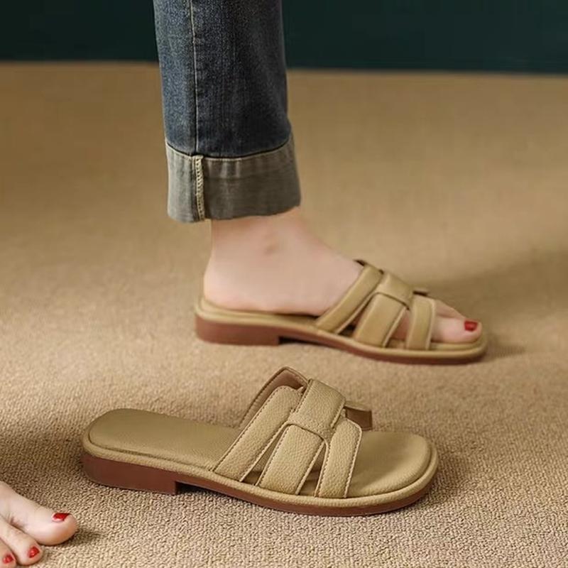 Ruiwan RIWA's new soft soled flat sandals for external wear
