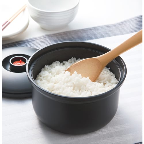 Skater Vacuum Ohitsu for 3 Cups, Includes Dedicated Pump, Rice Storage Container, Microwave Safe, Slatted, Savings, Anti-Oxidation, Made in Japan BOH3