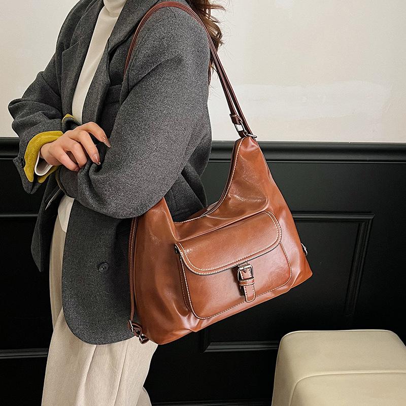Retro versatile messenger bag simple large capacity popular shoulder underarm bag multi-functional casual backpack women