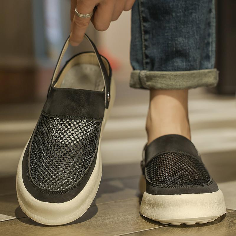 Дышащие сандалии с вырезами, летняя пляжная обувь, мужские сандалии для вождения, верхняя одежда, сандалии на мягкой подошве, противоскользящие, мужские шлепанцы, полушлепанцы