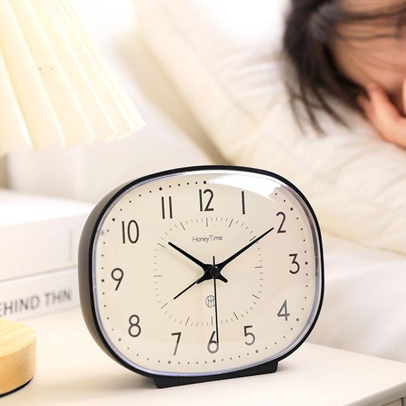 Бесшумные маленькие настольные часы, винтажное украшение для домашнего стола, спальня, детская, студенческая, креативное устройство для пробуждения, настольный будильник