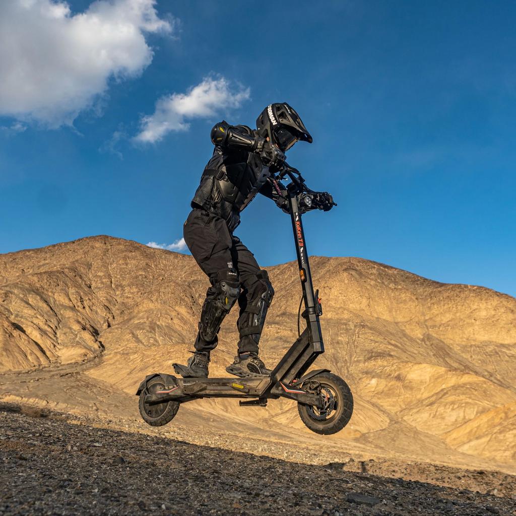 KuKirin T3 Electric Scooter 800W Motor 48V15.6Ah Battery 45KM/h 58KM Max Range Foldable Electric Scooter 10"Tires E-Scooter