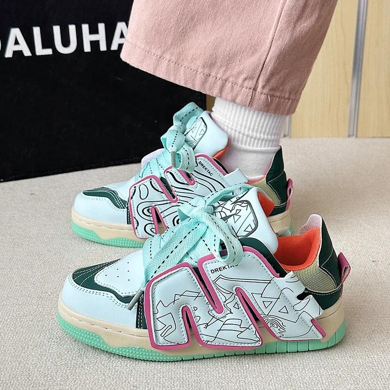 New China-Chic Small Couple Skateboarding Shoes Versatile Double Shoes Ropes Male and Female Leisure Student Fashion Sneakers