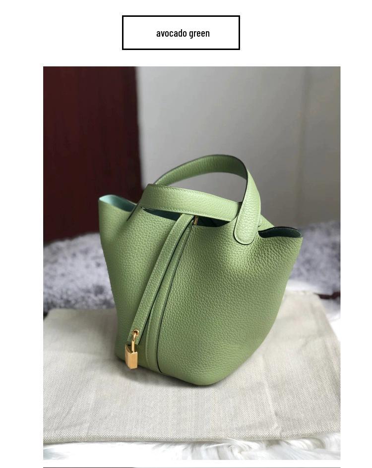 2025 Minimalist Veggie Basket Bag: Lychee Grain Cowhide, Fashionable & Spacious Handbag