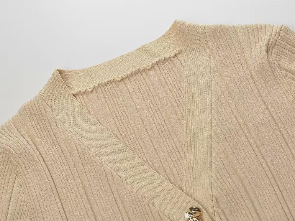 Женская юбка французского кроя длиной до талии, с золотыми пуговицами, V-образным вырезом, облегающего кроя - коллекция осень/зима 2025 г.