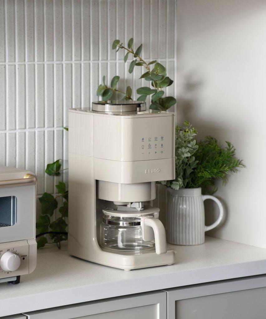 BRUNO Coffee Maker, Fully Automatic, Cone Type, with Coffee Mill, Bean or Powder Compatible, 3-Level Grind Size and Strength Adjustment, Greige,