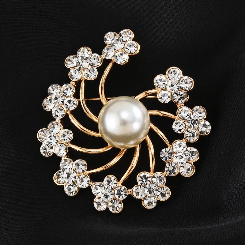 Brooch High-End Sense Niche Light Luxury Suit Bow Rhinestone Corsage High-End Alloy Creative Clothing Accessories