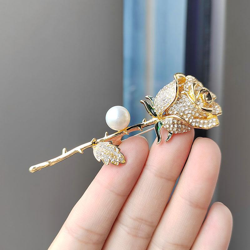 Elegant Gold Color Rose Flower Brooches For Women Girls Rhinestone Luxury Women Accessories