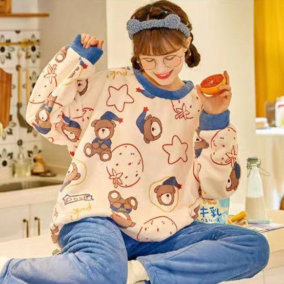 Fashion Long Sleeved Pajama Set, Comfortable Flannel Coral Velvet Pajamas, Korean Version Cute Home Women's Clothing Set