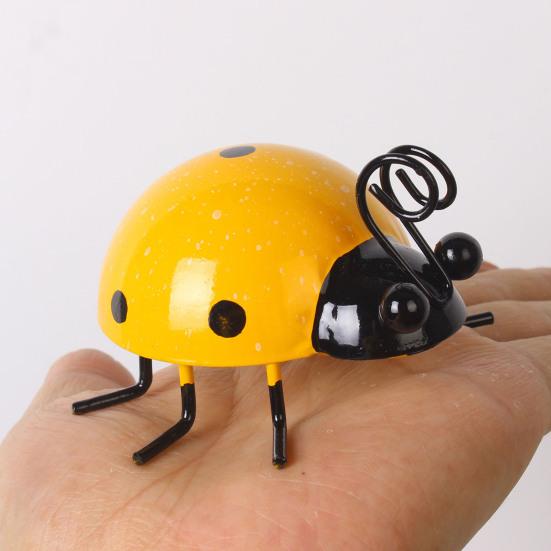 Металлическое украшение для сада в виде божьей коровки, настенный декор, скульптура божьей коровки, расписанная вручную фигурка божьей коровки для забора, дерева, крыльца, дома, патио