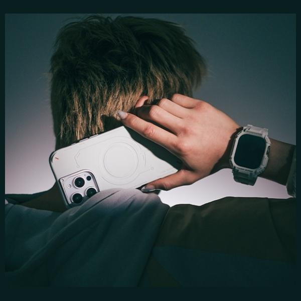 Skinarma Case Mecha Iphone 16 Pro 6.3   Magnetic Charging Black/Black