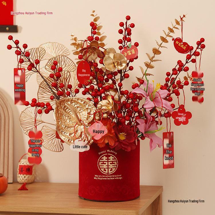 Engagement & Wedding Ornaments: Room Decor Bouquet & Double Happiness Bucket Set for Newlyweds - Ideal for Master Bedroom & Living Room.