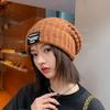 Женские шапки и кепки Осень-зима Большая вязаная шерстяная шапка-повязка Повседневная универсальная холодная теплая защита ушей Сложенная кепка